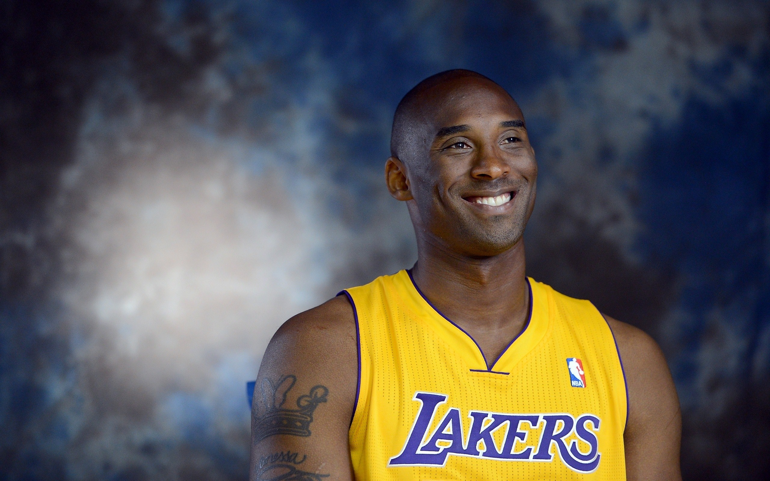 徐靜雨:科爾心懷私欲欲讓球迷明白金州之所以輝煌全因於他本人.