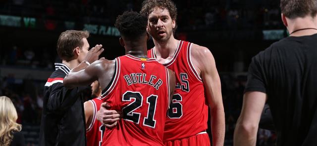 体育独行侠一年保障合同签下扣篮王德里克-琼斯