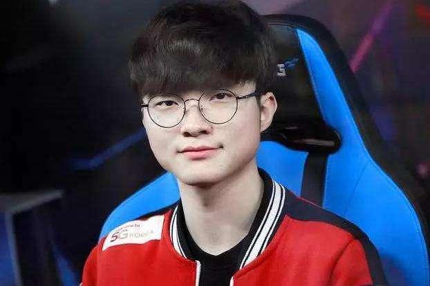 埃梅里:巴黎阵容为欧冠打造 回到主场维拉将战斗到底